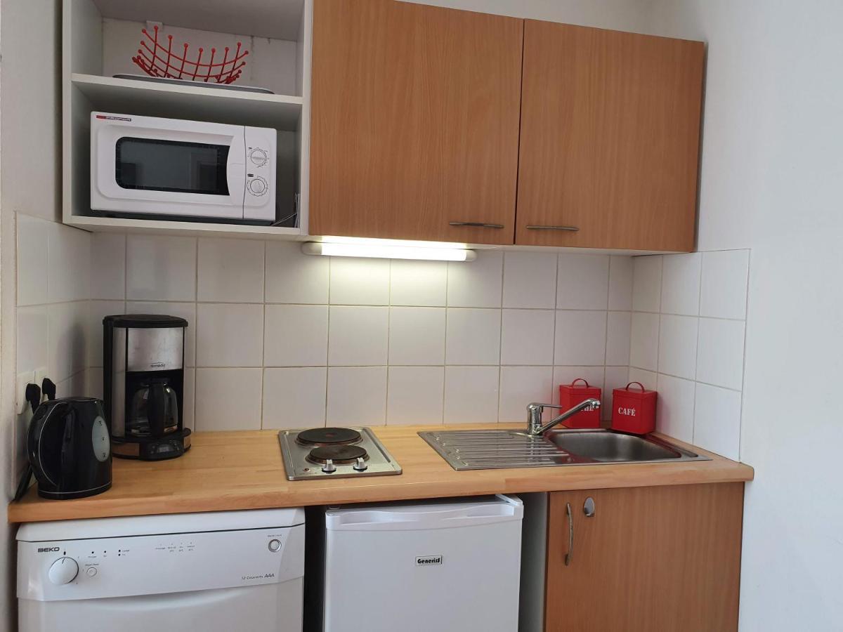 קרקסון Joli Appartement T2 Dans Residence Avec Piscine, Hammam Et Parking Gratuits מראה חיצוני תמונה