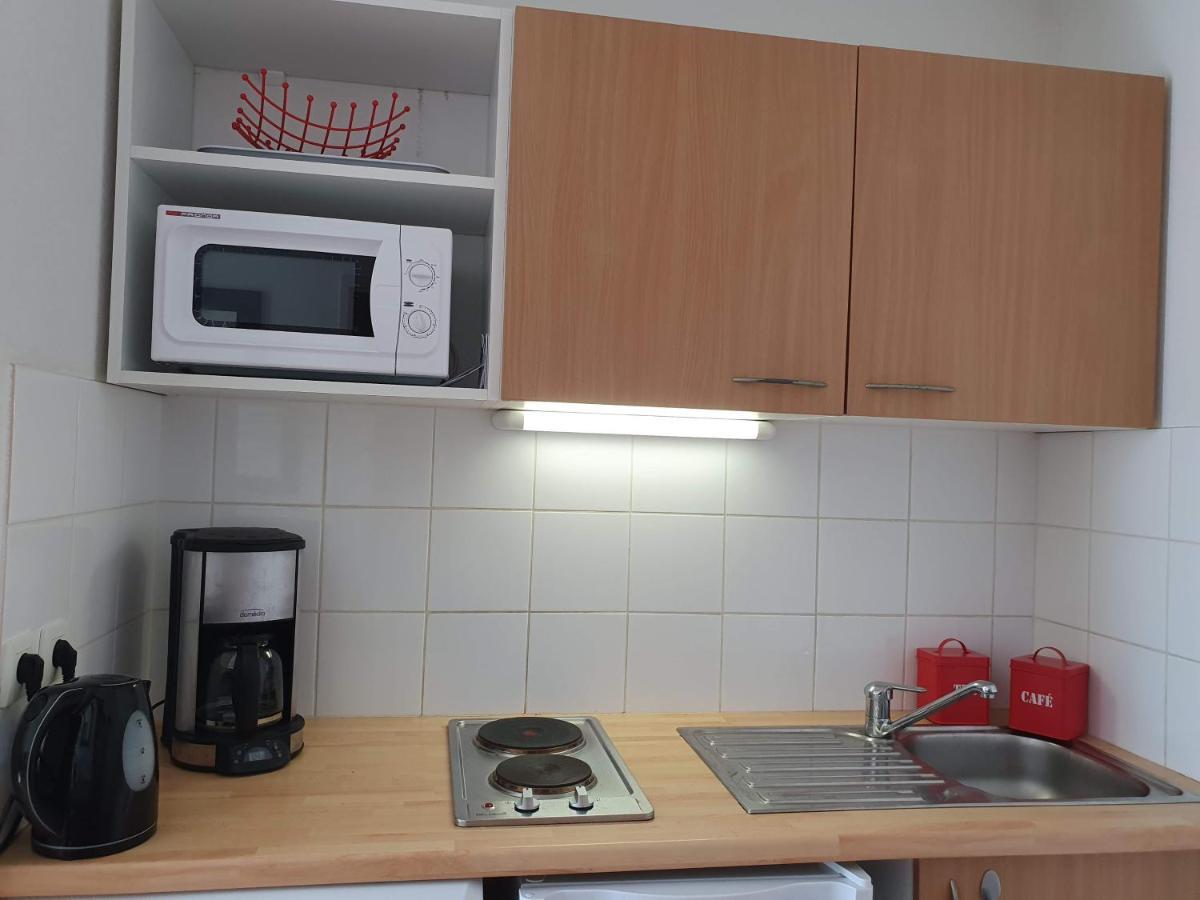 קרקסון Joli Appartement T2 Dans Residence Avec Piscine, Hammam Et Parking Gratuits מראה חיצוני תמונה
